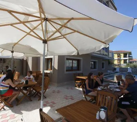 Hotel Sirius Mi *